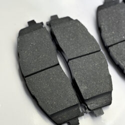 JEEP JL FRONT BRAKE PAD KIT 68635837AA - MOPAR