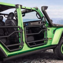 Genuine Mopar 4-Door Performance Tube Door Kit – OEM for Off-Road Adventures