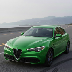 Giulia Quadrifoglio